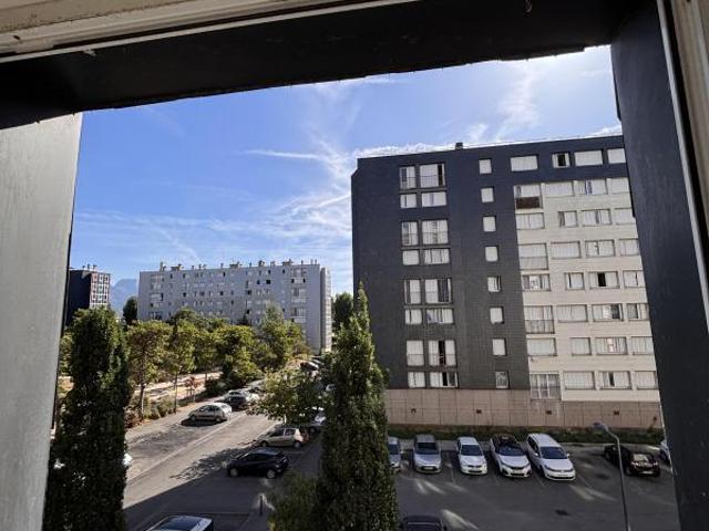 Plusieurs T4 Secteur Jouhaux / Bajatière Grenoble
