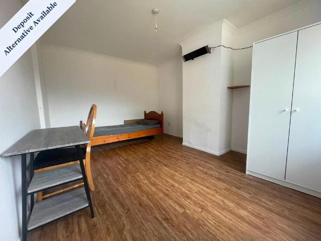 Plym Close, Aylesbury, HP21 3 bed house share to rent £750 pcm £173 pw
