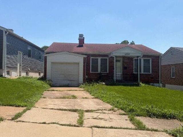 Plymouth Ave