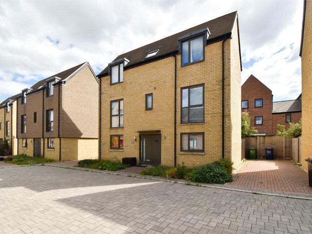 Plymouth Close, Cambridge CB3, 4 bed detached house to rent, £2,485 pcm | PrimeLocation