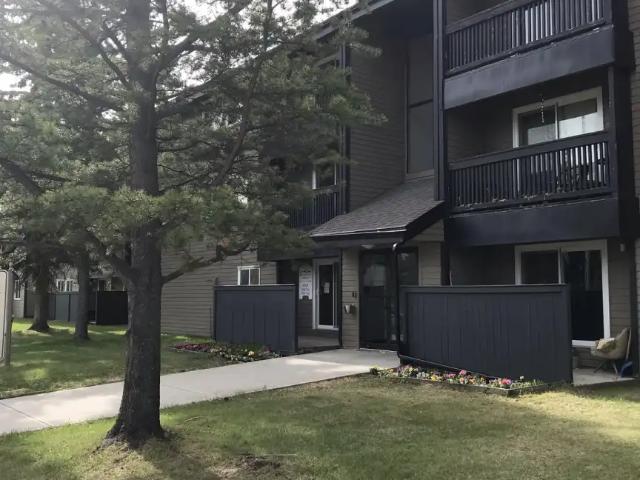 PN0934 Spacious 2 Bedroom with Balcony/Patio Heat & Water Included at Mountain Vista, Edson