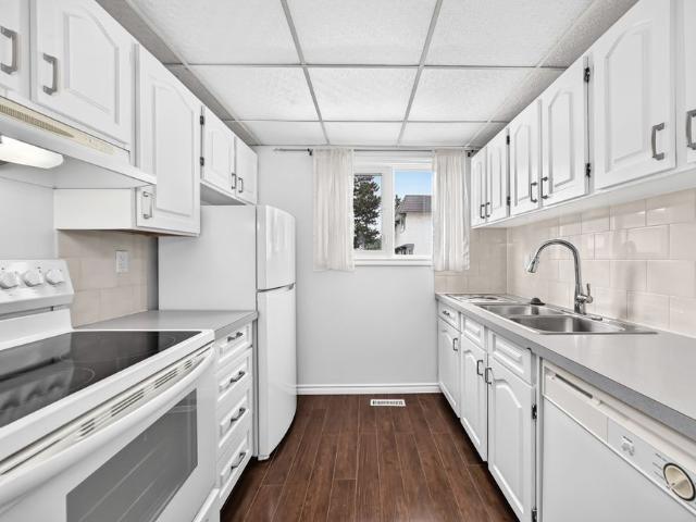 PN 648 3 Bedroom Townhome Near Century Park LRT