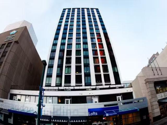 PN 924 Convenient Bachelor Suite for Rent 9701 Jasper Ave N.