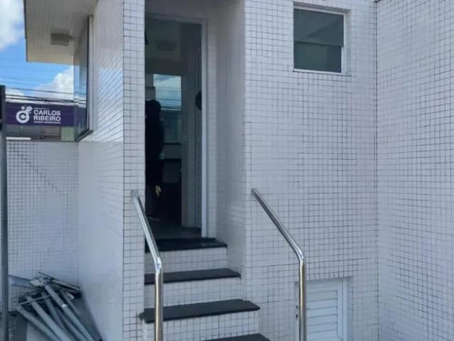 Prédio com 1.251 m² e 39 vagas, 2 pav e elevador Região da Av. Bezerra de Menezes Fortaleza CE