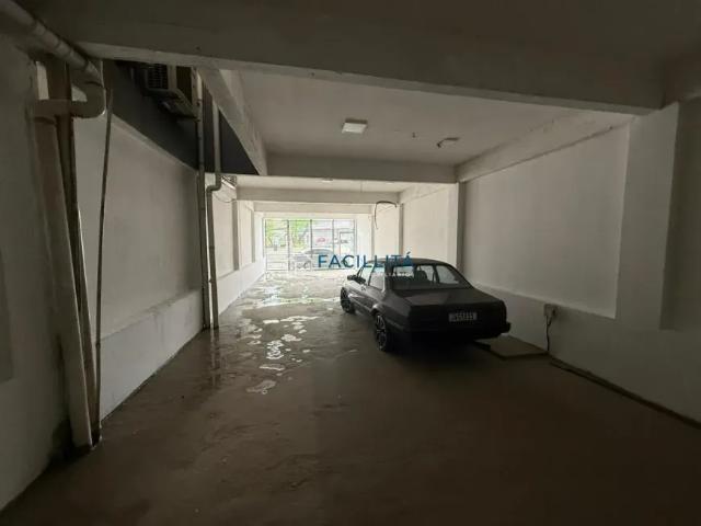 Prédio Comercial com 4 Andares na Av. Djalma Batista – Venda ou Locação Manaus/AM