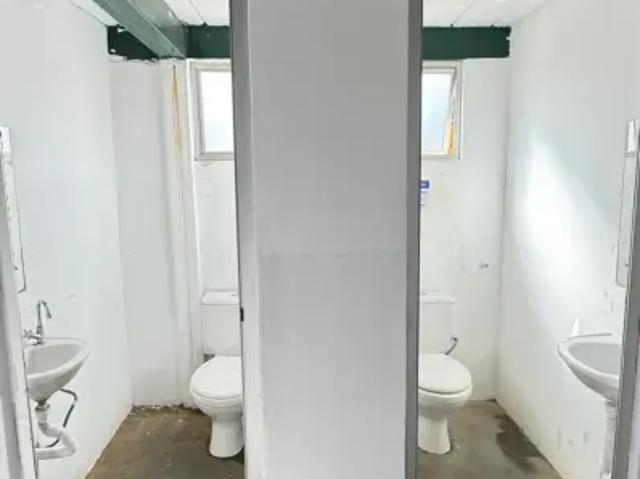 Prédio Comercial Completo