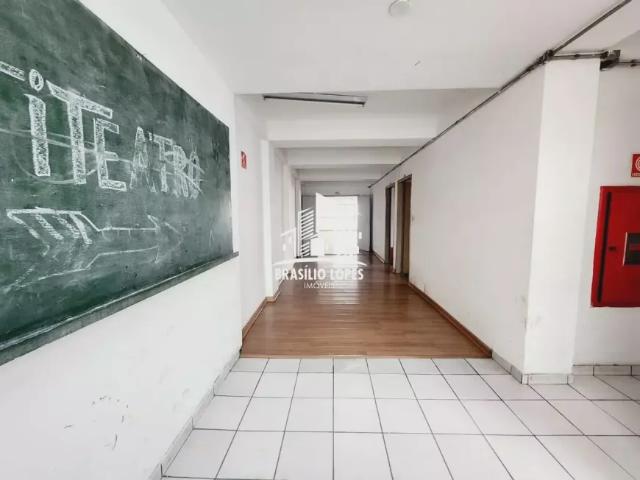 Prédio Comercial para aluguel com 1200 m² em frente ao metrô Sacomã