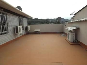 Prédio comercial 1 e 2 andar com 110m2 por andar na Curicica