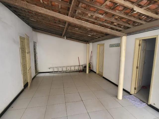 Prédio Comercial, 500 metros, na Cidade de Pedra Branca Se