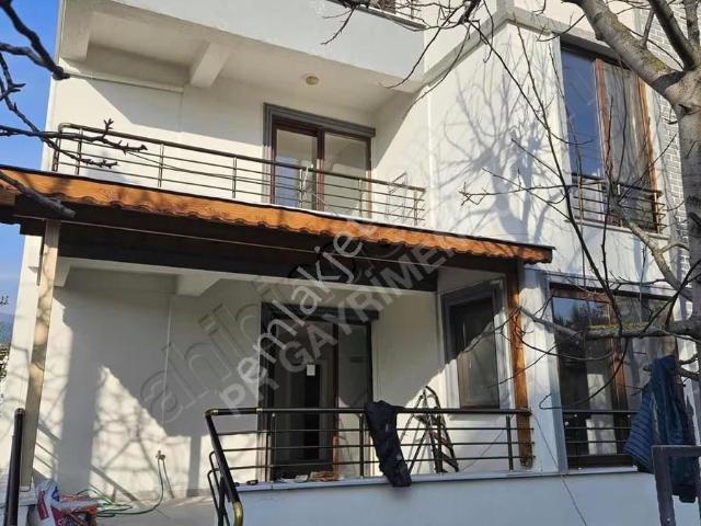 Pr Gayrimenkul'den Sahil Mah. Kiralık Villa