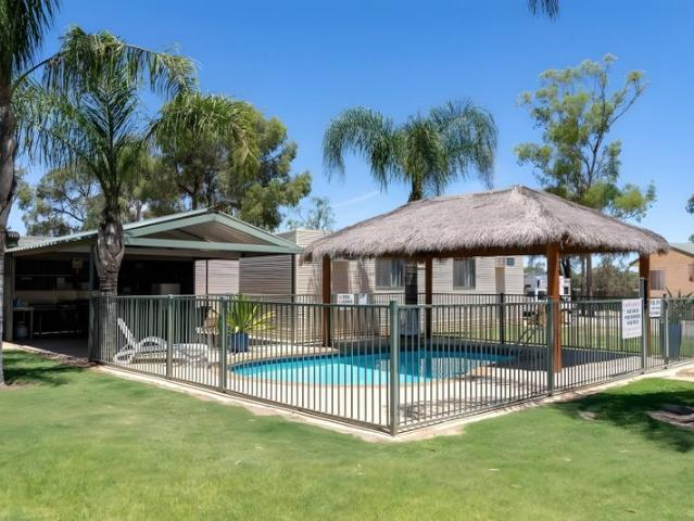 PROVEN BUSINESS. SECURE LEASE. SIGNIFICANT UPSIDE. | Resort Brokers ID: LH009366
