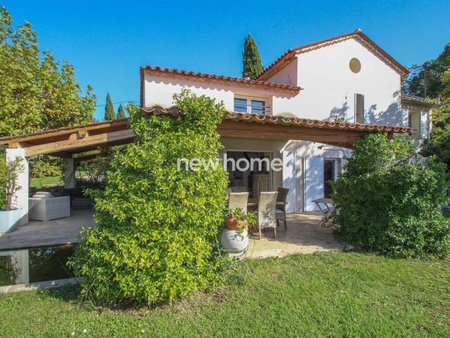 Provence petit bijoux avec superbe vue 130m² Fayence