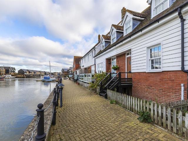 Provender Walk Belvedere Road, Faversham ME13, 3 bed terraced house to rent, £1,525 pcm | PrimeLocation