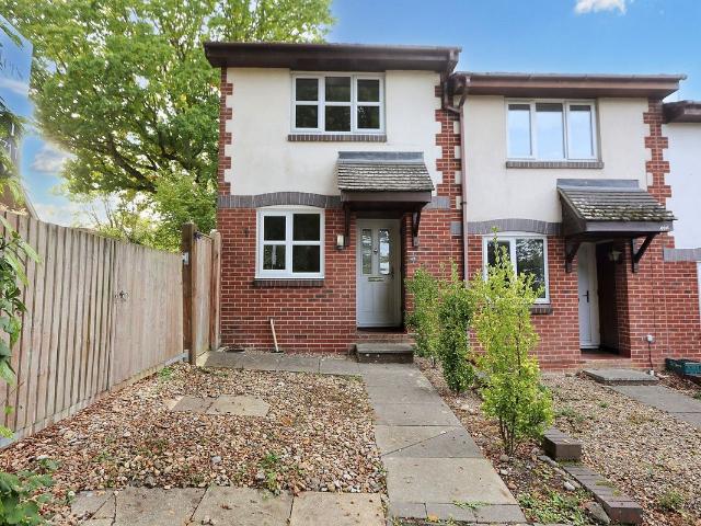 Provene Gardens, Waltham Chase SO32, 2 bed end terrace house to rent, £1,300 pcm | PrimeLocation