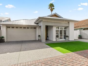 Provincial Elegance Meets Contemporary Family Luxury