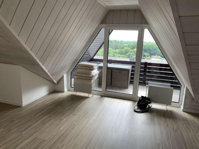 PROVISIONFREI* Sehr schöne Wohnung mit gehobener Innenausstattung in bester und ruhiger Lage!