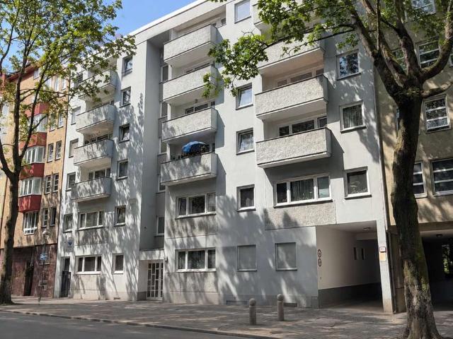 Provisions & bezugsfreie 1 Zimmer Wohnung mit Balkon Nähe Kurfürstendamm