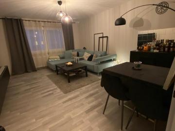 PROVISIONSFREI • 4 Zi. | 1.OG | ~77qm | Balkon | TG | möbliert