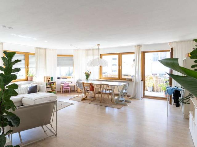 PROVISIONSFREI 4,5 Zimmer, 110 m², Balkon & Garten in Musberg + 2 Stellplätze