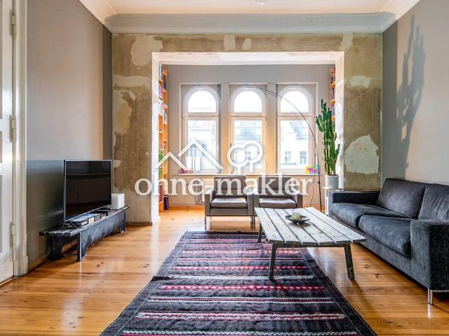 Provisionsfrei: 111 m² Altbau Juwel mit 2 Südbalkonen, Helmholtz Kiez Prenzlauer Berg
