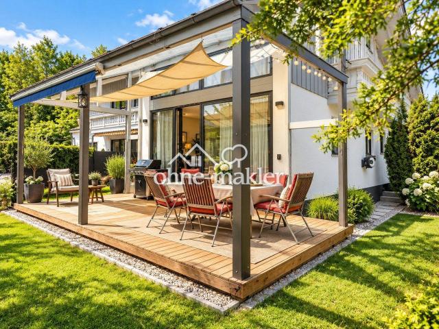 Provisionsfrei: 261 m² Doppelhaushälfte mit Loft Charakter, Doppelgarage und Südwest Terrasse