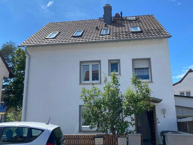 PROVISIONSFREI! 2 Zimmer Wohnung mit Balkon in Darmstadt