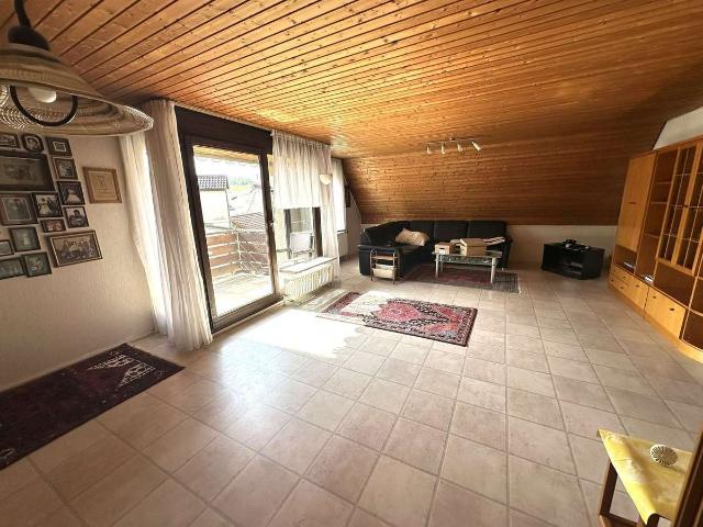 Provisionsfrei! 2 Zimmer Wohnung mit Balkon und Weinbergblick – Erlenbach