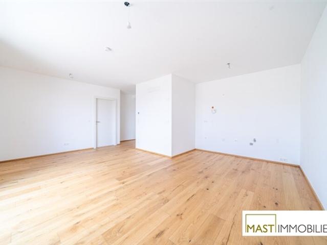Provisionsfrei* 2 Zimmer Dachgeschosswohnung Kurzzeitvermietung erlaubt