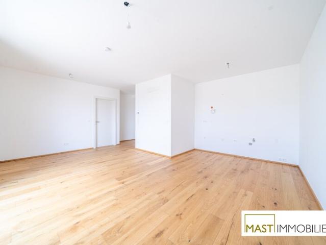 Provisionsfrei* 2 Zimmer Dachgeschosswohnung Kurzzeitvermietung erlaubt
