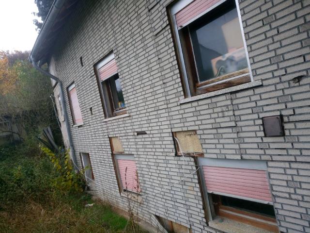 Provisionsfrei* 2Fam.Haus,Renovierungsbed 2 3 Wohneinheiten,ca.140qmWohnfl.+kl.Garten,zw.AK.u.Hennef,z.Selbstrenovieren,günstig,Provisionsfrei v.Privat!