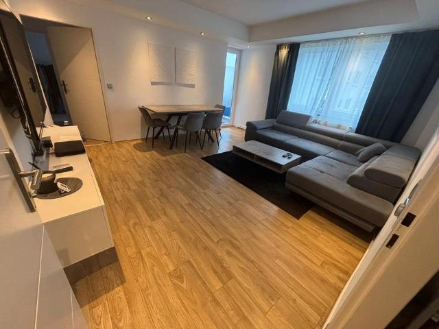 Provisionsfrei: 3 ZW mit Balkon in Kelkheim