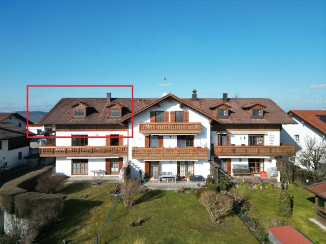 Provisionsfrei 3 Zi. DG Wohnung inkl. TG mit Wendelsteinblick FREI