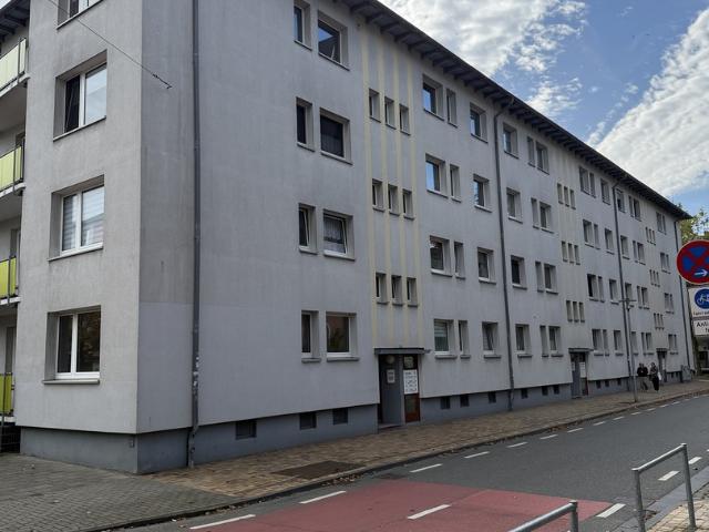 Provisionsfrei: 3 Zi Wohnung in Bremerhaven Mitte – 6,7 % Mietrendite als WG