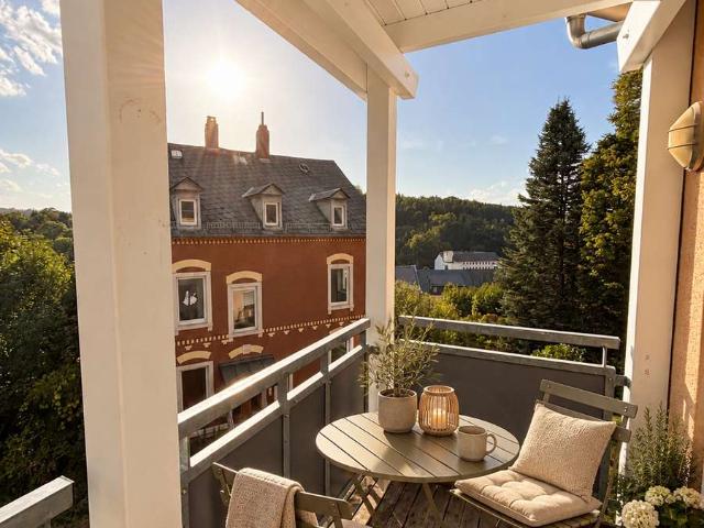 Provisionsfrei: 3 Zimmer Wohnung mit Balkon & Garage in Kirchberg