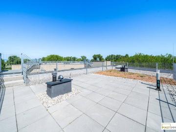 Provisionsfrei 3 Zimmer Wohnung mit Dachterrasse und Blick auf den See!