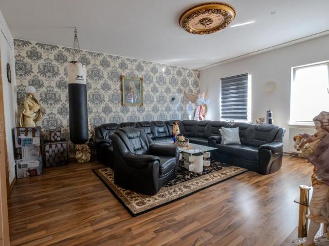 Provisionsfrei: 3 Zimmer Wohnung 80 m² Oranienburg, 2 Parkplätze