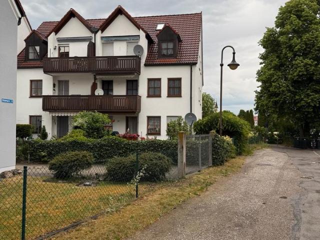 Provisionsfrei 3ZKB 1.OG in Königsbrunn mit Balkon & Tiefgarage