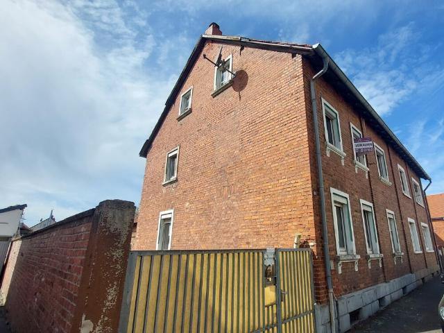 Provisionsfrei Tolles Grundstück mit Sanierungsobjekt in ruhiger Lage