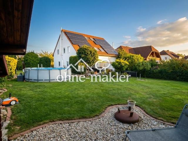 Provisionsfrei: Top gepflegte DHH | 126m² | 715m² Grdst