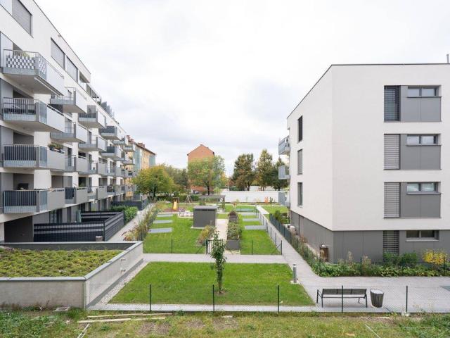 PROVISIONSFREI – Top Erstbezug in Wels: Stilvolle Wohnung mit Balkon und Tiefgarage zu kaufen!
