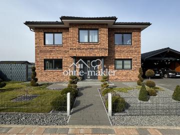 Provisionsfrei Traumhafte Stadtvilla mit unverbaubarem Naturblick in Selmsdorf nahe Lübeck