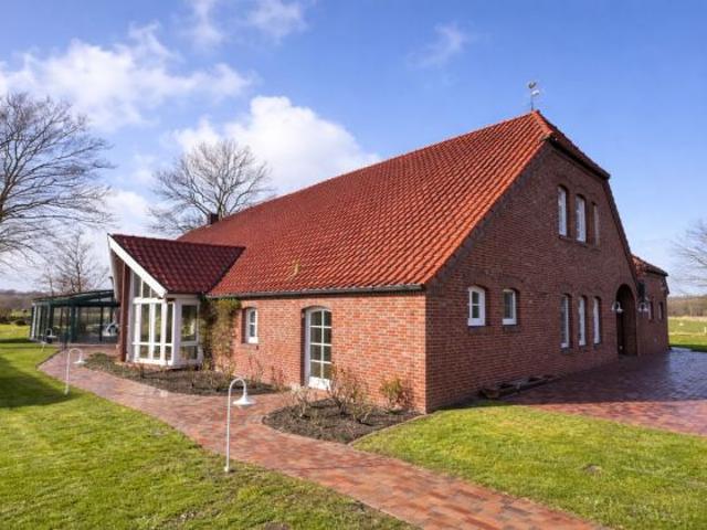 PROVISIONSFREI: Über zwei Hektar Freiheit & Privatsphäre Landhaus für Generationen in Schortens