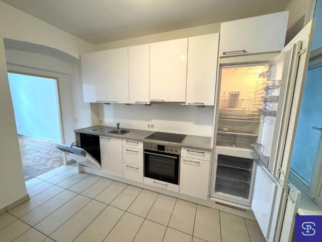 Provisionsfrei: Unbefristeter 44m² Altbau mit 2 Zimmern und Einbauküche 1160 Wien