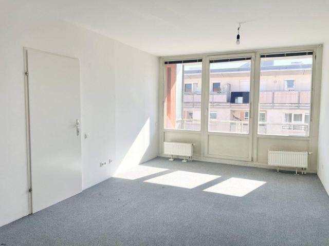 PROVISIONSFREI VOM EIGENTÜMER! 2 ZIMMER WOHNUNG MIT LOGGIA NÄHE U6 ALT ERLAA!