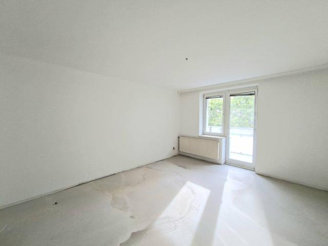 PROVISIONSFREI VOM EIGENTÜMER! GUT AUFGETEILTE 4 ZIMMER WOHNUNG MIT BALKON NÄHE MATZNERPARK!