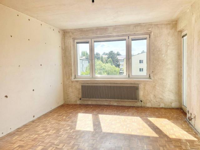 ​​​​​​​PROVISIONSFREI VOM EIGENTÜMER! GUT GESCHNITTENE 3 ZIMMER WOHNUNG MIT BALKON!
