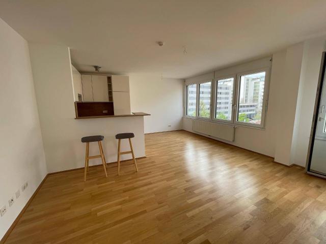 Privat: 2 Zimmer Neubauwohnung mit Lift, Loggia und Supermarkt im Haus, 1190 Wien