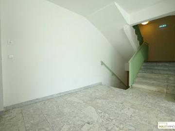 Dachgeschosswohnung zum Verkauf in 2511