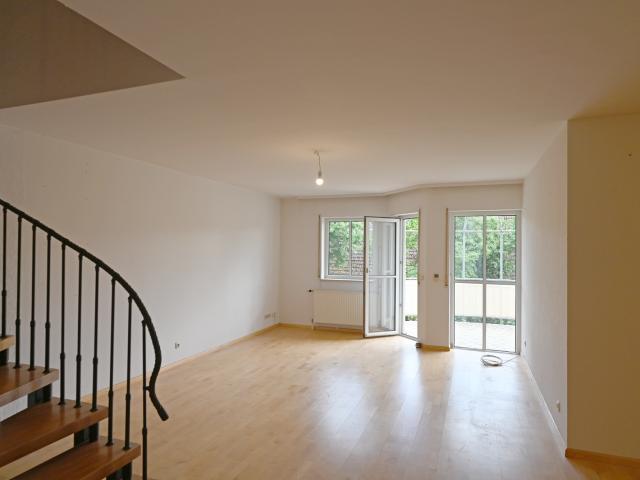 PROVISIONSFREI Wohnkomfort auf zwei Ebenen attraktive Maisonette mit zwei Süd Balkonen
