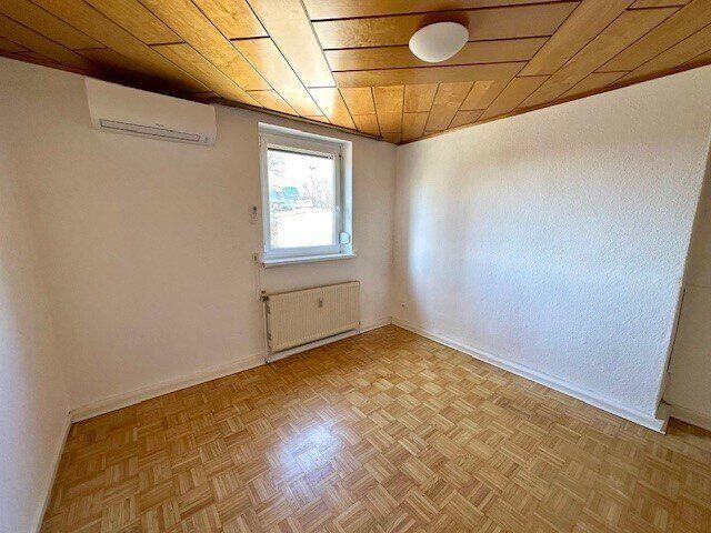 Provisionsfrei – Wunderschöne neu sanierte klimatisierte 3 Zimmer Wohnung in zentraler Lage nahe Grazer Citypark – ideal für WG´s und Familien